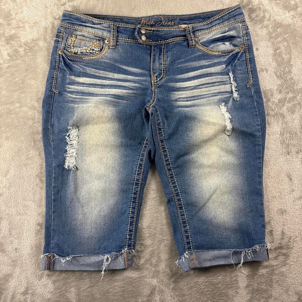 Ariya Jeans Y2K Denim Bermuda Shorts Women’s 13/14 Rhinestone McBling